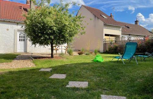 Pierrefitte-sur-Sauldre House | 61 m² House ∙ 2 bedrooms ∙ 5 guests