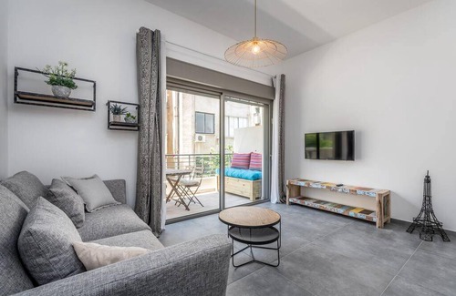 Tel Aviv City Center Apartment | 61 m² Apartment ∙ 1 bedroom ∙ 2 guests
