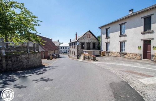 Messeix House | 61 m² Gîte ∙ 3 bedrooms ∙ 7 guests