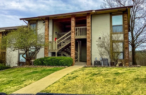 Table Rock Condo | 62 m² Condo ∙ 1 bedroom ∙ 4 guests