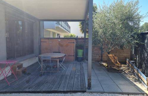 Saint-Egreve Villa | 63 m² Villa ∙ 2 bedrooms ∙ 5 guests