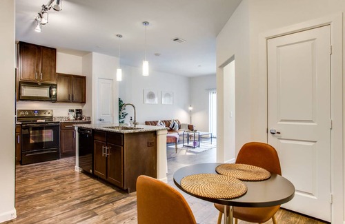 McNeil Apartment | 65 m² Apartment ∙ 1 bedroom ∙ 3 guests