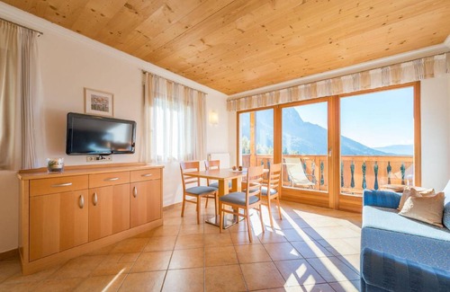 Castelrotto Apartment | 65 m² Apartment ∙ 2 bedrooms ∙ 5 guests