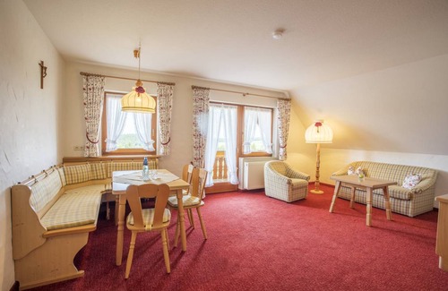 Waldau Apartment | 65 m² Apartment ∙ 2 bedrooms ∙ 4 guests
