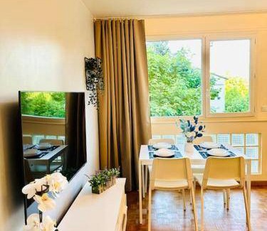 Antony Apartment | 65 m² Apartment ∙ 2 bedrooms ∙ 5 guests