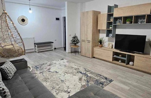 Piatra Neamt Apartment | 65 m² Apartment ∙ 1 bedroom ∙ 4 guests