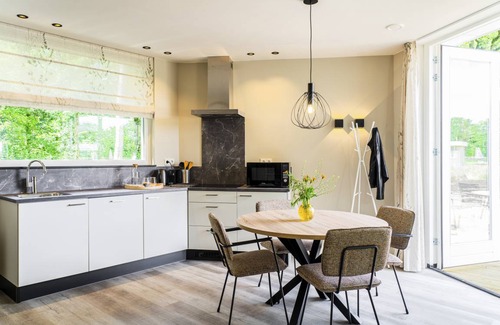 Nieuw-Bergen House | 65 m² Bungalow ∙ 2 bedrooms ∙ 4 guests