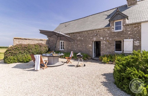 Gatteville-le-Phare House | 65 m² Gîte ∙ 2 bedrooms ∙ 6 guests