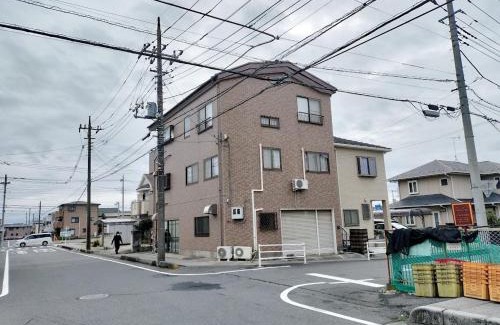 Kasukabe Apartment | 65m2 Free parking Modern Japanese style Toys for kids Great sunlight Kids can relax