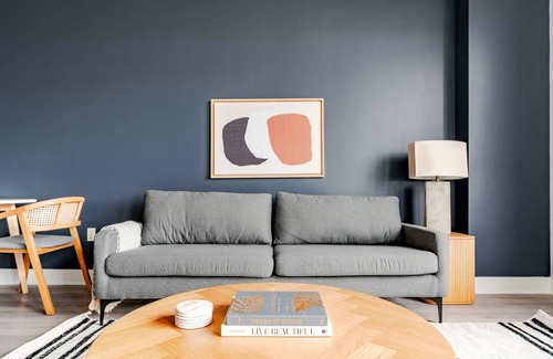 Woodmont Triangle Apartment | 68 m² Apartment ∙ 1 bedroom ∙ 2 guests