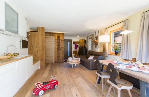 Selva di Val Gardena Apartment | 68 m² Apartment ∙ 2 bedrooms ∙ 6 guests