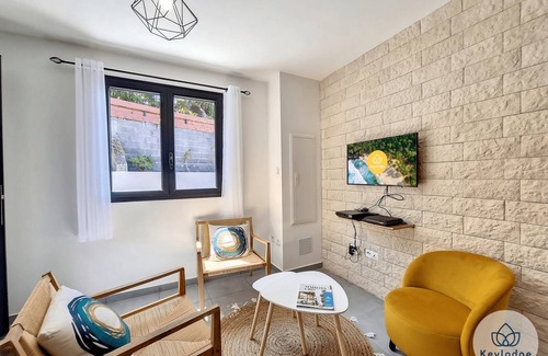 Entre-Deux Villa | 68 m² Villa ∙ 2 bedrooms ∙ 6 guests