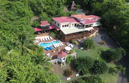 Cap Estate Villa | 697 m² Villa ∙ 9 bedrooms ∙ 20 guests