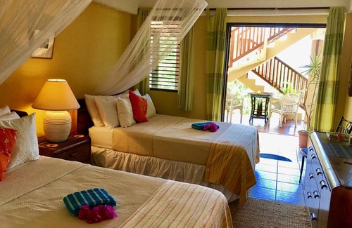 Cap Estate Villa | 697 m² Villa ∙ 9 bedrooms ∙ 20 guests