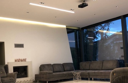 Zekeriyakoy Villa | 6BR ROYAL VİLLA MODERN PRİVATE POOL