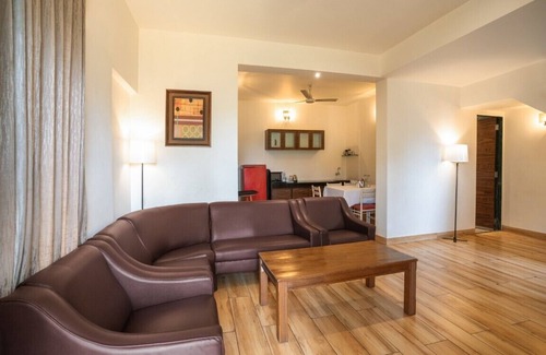 Lonavala Villa | 7 Hills villa with 13 bedrooms and WiFi,AC,Private Pool, in enchanting Lonavala