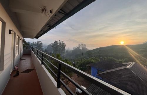 Moolakadai Hotel | 7 Malai Residency