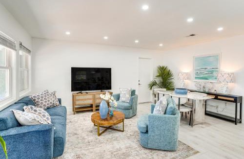 Midway City House | 7 Mi Huntington Beach Family Home with Patio!
