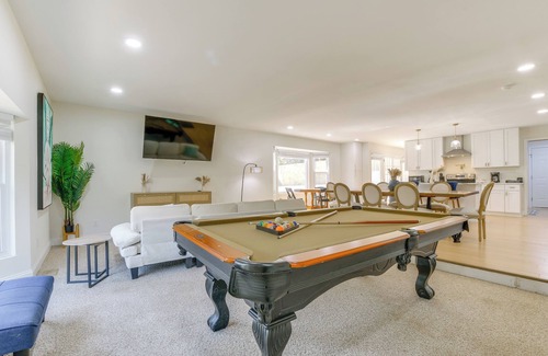 Durham House | 7 Mi to Dtwn Durham: Home w/Hot Tub & Game Room!