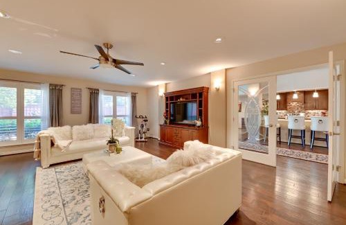 Denton House | 7 Mi to Lewisville Lake Spacious Denton Home