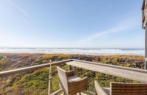 Watsonville House | 7 Pelican! Sweeping Ocean Views & Front Row Beach Access