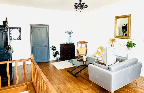 Jarnac House | 7 Rue Cherche Midi