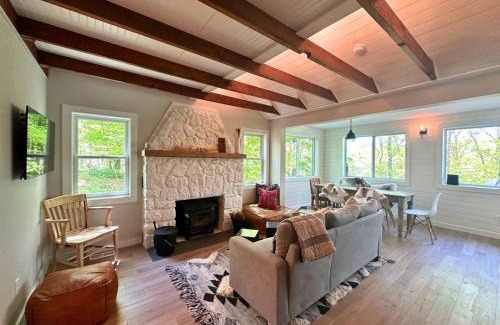 Greenwood Lake House | 7 ZEN Luxury Cabin in the Woods