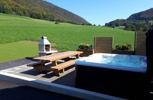 Corcelles Apartment | 70 m² Apartment ∙ 1 bedroom ∙ 5 guests