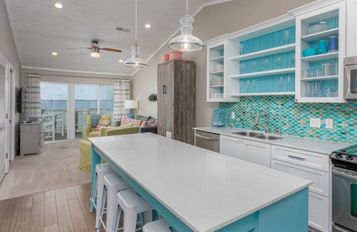 Pensacola Beach Condo | 70 m² Condo ∙ 2 bedrooms ∙ 6 guests