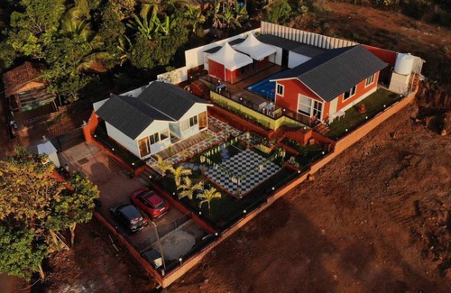 Chiplun Hotel | 70 m² Hotel ∙ 6 guests
