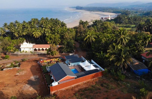 Chiplun Hotel | 70 m² Hotel ∙ 6 guests