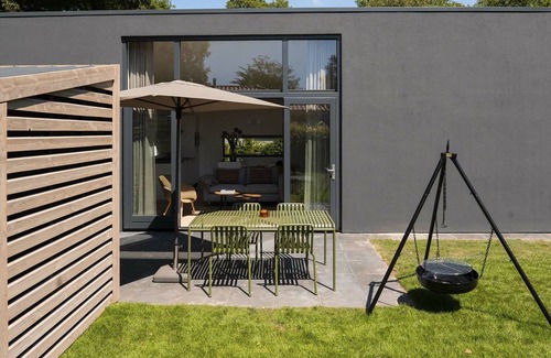 Municipality of Hilversum House | 70 m² House ∙ 2 bedrooms ∙ 4 guests
