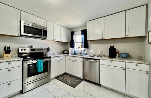 West Chester House | 7086 Tylersville Beautiful 4 BDR Home - Near I-75