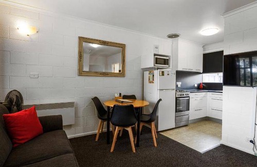 New Town Apartment | 71 m² Apartment ∙ 3 bedrooms ∙ 10 guests