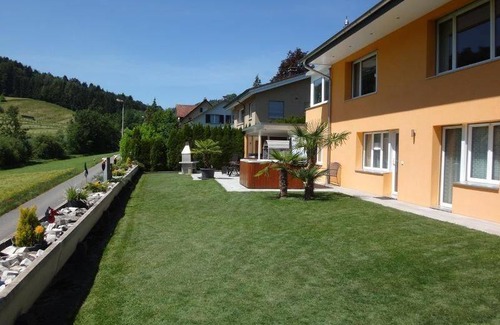 Unterkulm Apartment | 72 m² Apartment ∙ 1 bedroom ∙ 4 guests
