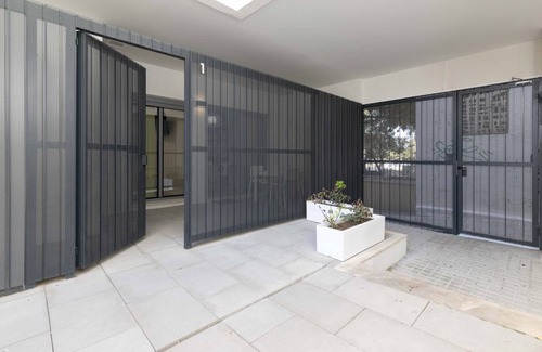 Nou Moles Apartment | 73 m² Apartment ∙ 2 bedrooms ∙ 4 guests