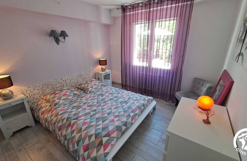 Albi House | 73 m² Gîte ∙ 2 bedrooms ∙ 4 guests