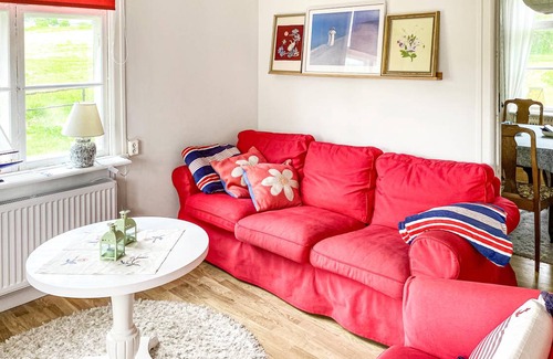 Edsbruk House | 74 m² House ∙ 2 bedrooms ∙ 6 guests