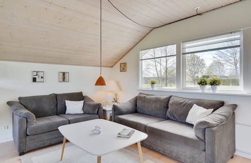 Hvidbjerg Strand House | 74 m² House ∙ 2 bedrooms ∙ 4 guests