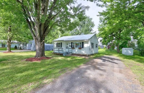 Seneca Falls House | 74 m² House ∙ 2 bedrooms ∙ 3 guests