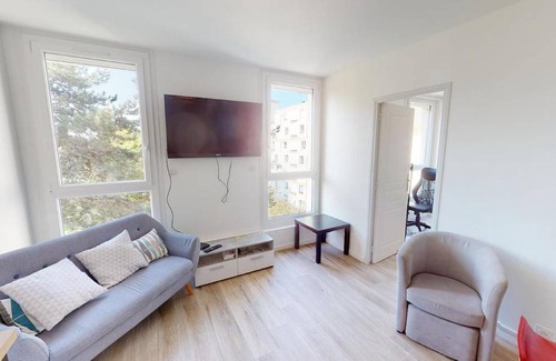 Herouville-Saint-Clair Resort | 75 m² Private room ∙ 1 bedroom ∙ 1 guest