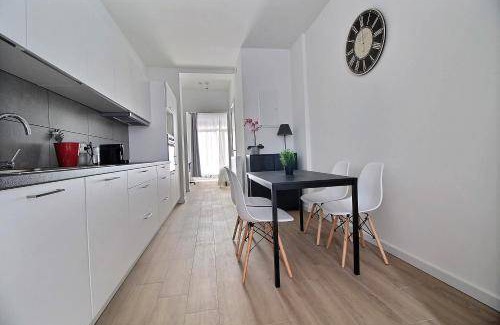 Sint-Gillis Apartment | 75 m² Apartment ∙ 3 guests