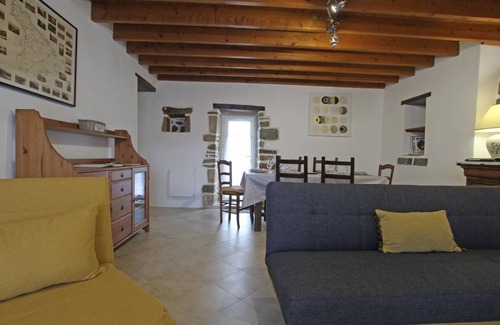 Grosville Cottage | 75 m² Cabin ∙ 2 bedrooms ∙ 4 guests