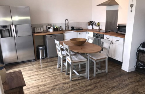 Ceyroux House | 75 m² House ∙ 3 bedrooms ∙ 6 guests