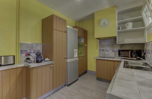 Aubagne Apartment | 75m2 apartment in villa with pool in AUBAGNE in 1000m2 garden