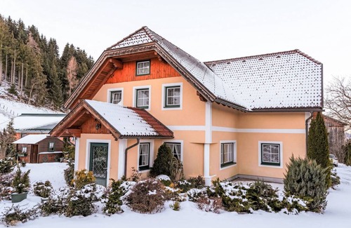 Michaelerberg Apartment | 76 m² Apartment ∙ 2 bedrooms ∙ 4 guests