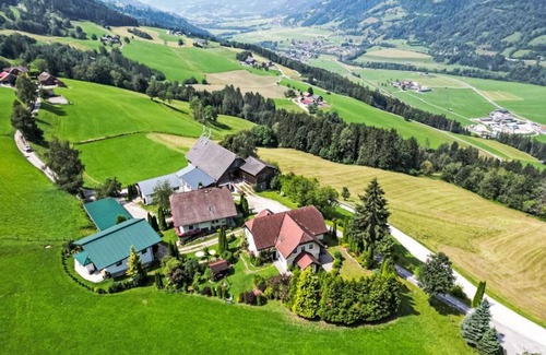 Michaelerberg Apartment | 76 m² Apartment ∙ 2 bedrooms ∙ 4 guests