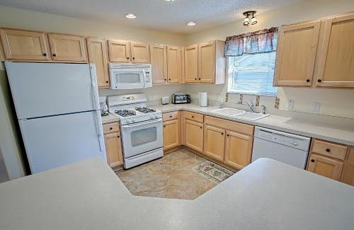 Lynnhaven House | 769 Z3a VILLAGE OF LYNNHAVEN