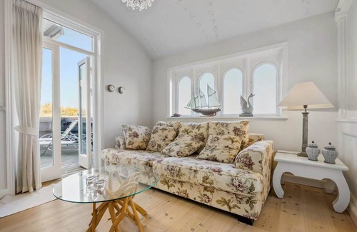 Hornbaek Apartment | 77 m² Apartment ∙ 1 bedroom ∙ 2 guests