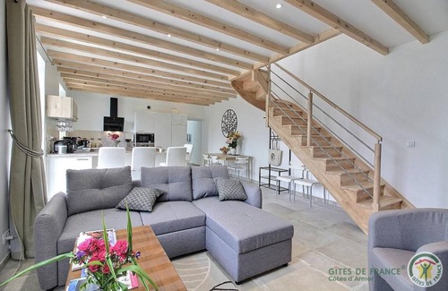 Tredrez-Locquemeau House | 77 m² Gîte ∙ 2 bedrooms ∙ 4 guests